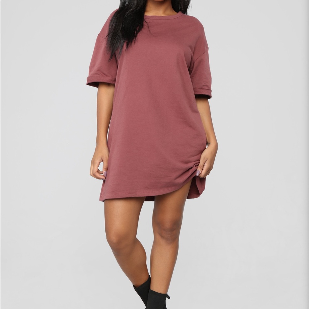 SOLD🎉🔒🤚🏼Fashion Nova T-shirt dress